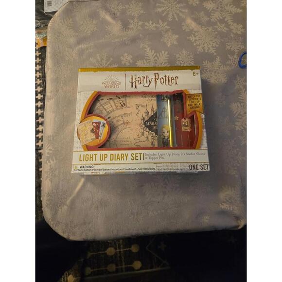 Wizarding World Other - Wizarding World Harry Potter Light Up Diary Set with Pen and Stickers